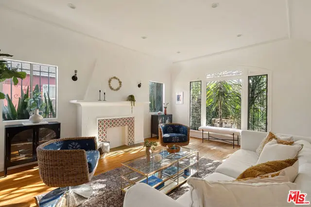 2826 Somerset Drive, Los Angeles, CA 90016 - #3
