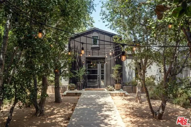 226 S Rimpau Boulevard, Los Angeles, CA 90004 - #1