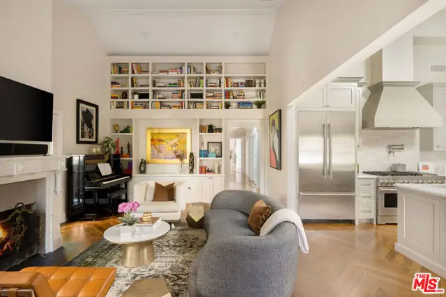 8906 Ashcroft Avenue, West Hollywood, CA 90048 - #3