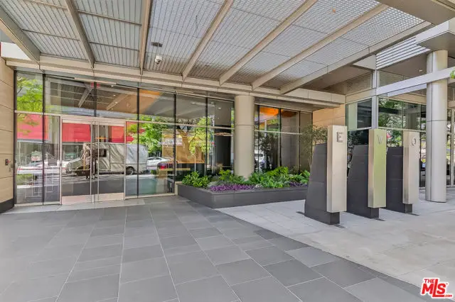 1155 S Grand Avenue #915, Los Angeles, CA 90015 - #2