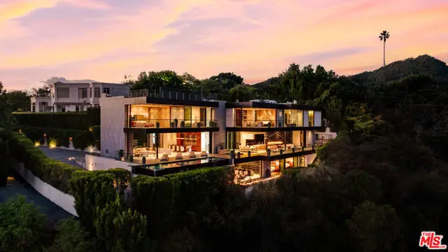 9199 Thrasher Avenue, Los Angeles, CA 90069 - #2