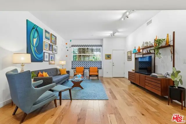 1050 N Gardner Street #3, West Hollywood, CA 90046 - #2