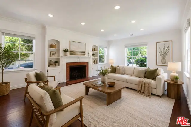 4421 Strohm Avenue, North Hollywood, CA 91602 - #3