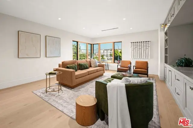 5154 W 12th Street, Los Angeles, CA 90019 - #2