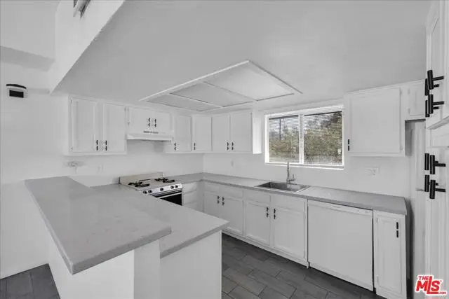 74077 Cactus Drive, Twentynine Palms, CA 92277 - #3