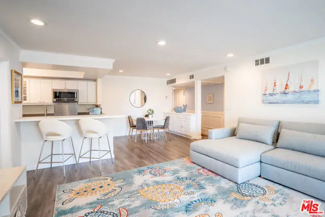 8145 Redlands Street #205, Playa Del Rey, CA 90293 - #2