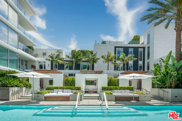 9000 W 3rd Street #204, Los Angeles, CA 90048