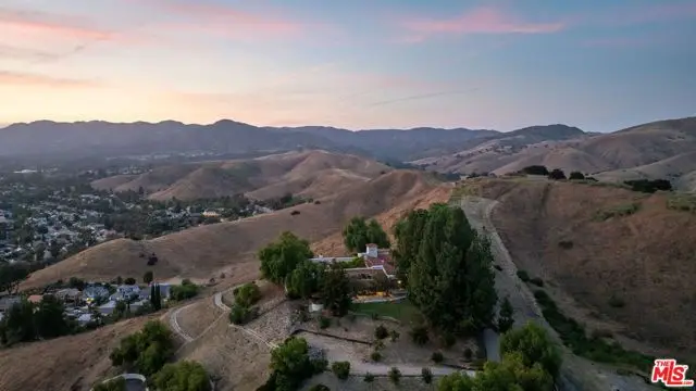 28611 Bamfield Drive, Agoura Hills, CA 91301 - #2