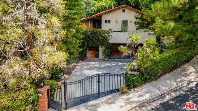 17431 Sumiya Drive, Encino, CA 91316 - #2