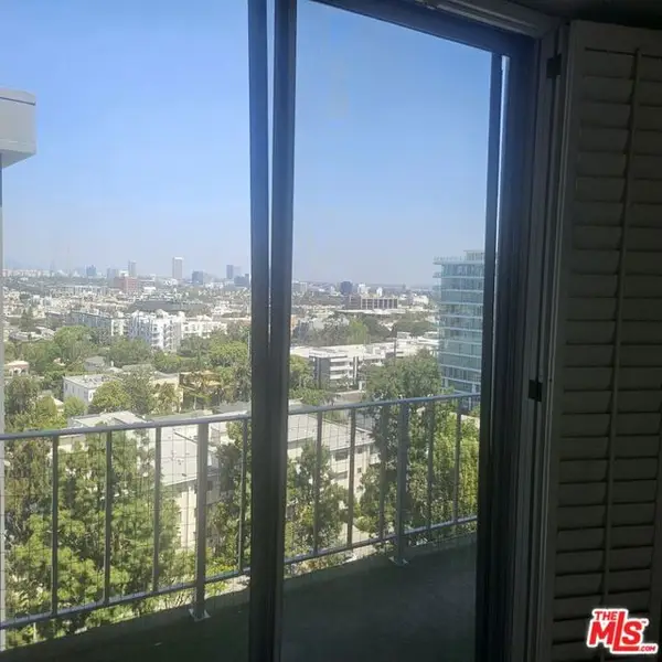 100 S Doheny Drive #1009, Los Angeles, CA 90048