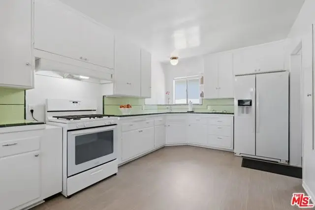 6333 W 77th Street, Los Angeles, CA 90045 - #3