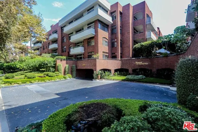 200 N Swall Drive #462, Beverly Hills, CA 90211 - #1