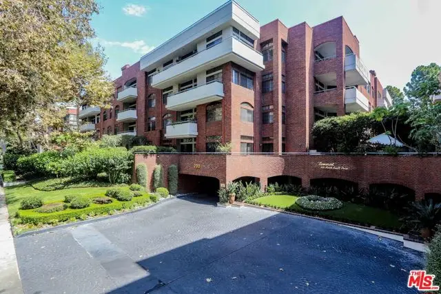 200 N Swall Drive #462, Beverly Hills, CA 90211 - #2