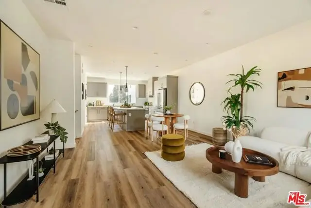 3863 N Riley Lane, Los Angeles, CA 90065 - #2