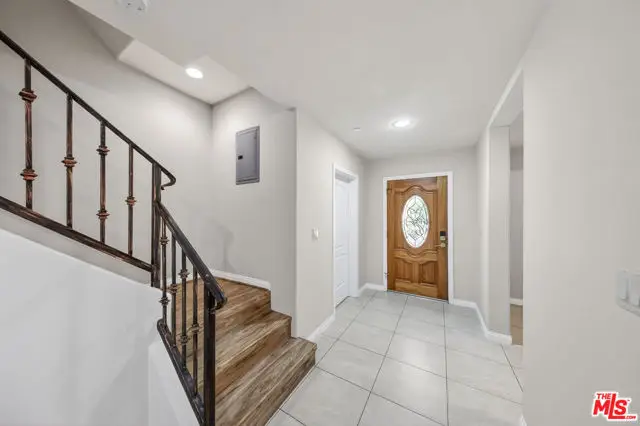 3974 Pennsylvania Avenue #103, La Crescenta, CA 91214 - #2