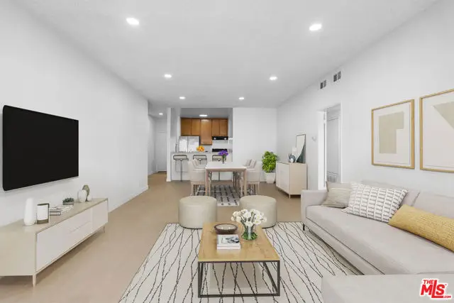 424 S Westmoreland Avenue #210, Los Angeles, CA 90020 - #2