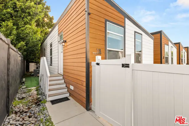 8250 Lankershim Boulevard #112, North Hollywood, CA 91605 - #2