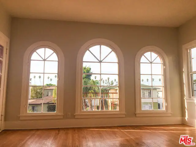 1504 S Bronson Avenue, Los Angeles, CA 90019 - #2