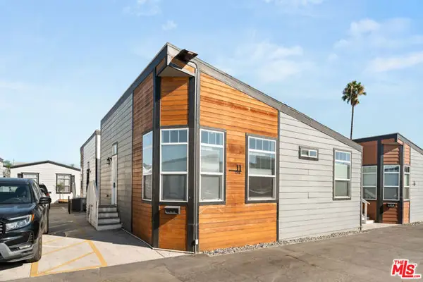 8250 Lankershim Boulevard #92, North Hollywood (los Angeles), CA 91605