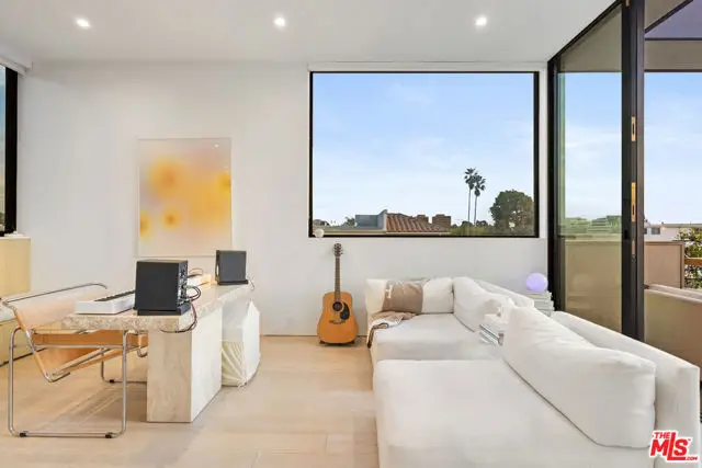 1704 Granville Avenue, Los Angeles, CA 90025 - #1