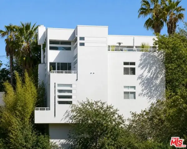 3811 Glenridge Drive, Sherman Oaks, CA 91423