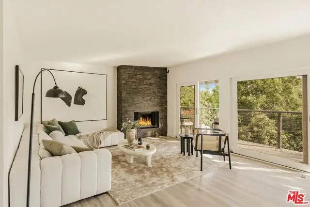 2753 La Cuesta Drive, Los Angeles, CA 90046 - #3