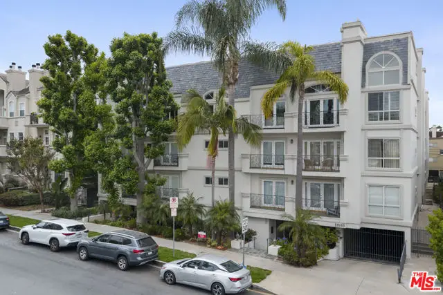 11690 Montana Avenue #201, Los Angeles, CA 90049 - #2