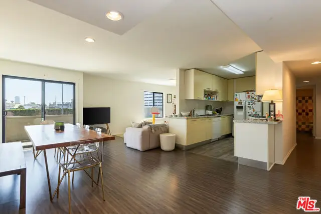 2121 Beloit Avenue #301, Los Angeles, CA 90025 - #2