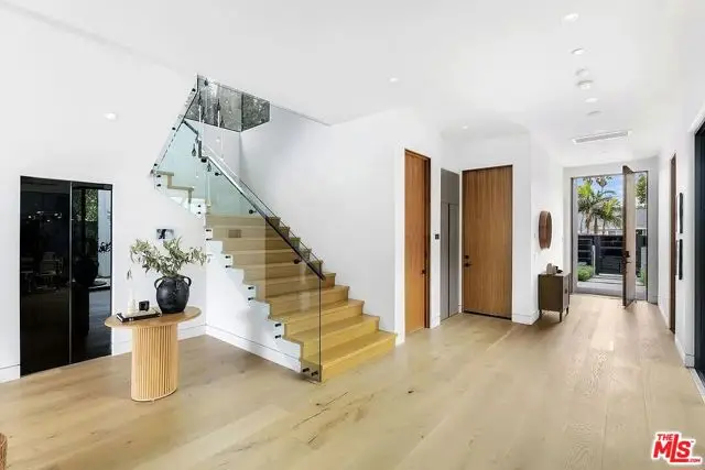 14657 Addison Street, Sherman Oaks, CA 91403 - #3