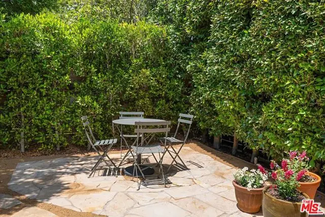 8718 Cadillac Avenue, Los Angeles, CA 90034 - #2