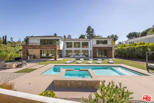 4607 Vanalden Avenue, Tarzana, CA 91356 - #2