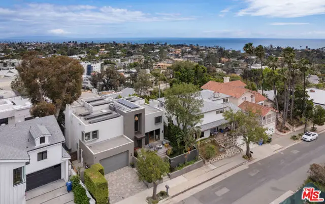 928 Las Lomas Avenue, Pacific Palisades, CA 90272 - #2