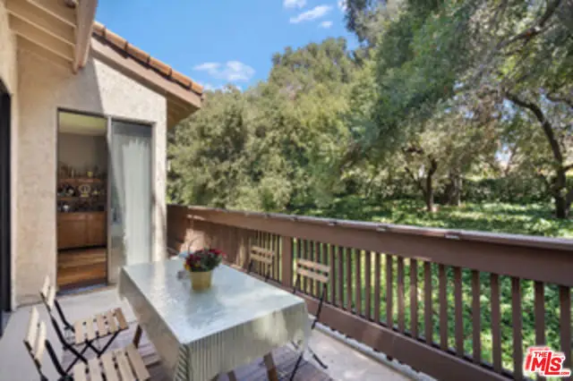 1114 Las Riendas Way, Pasadena, CA 91107 - #2