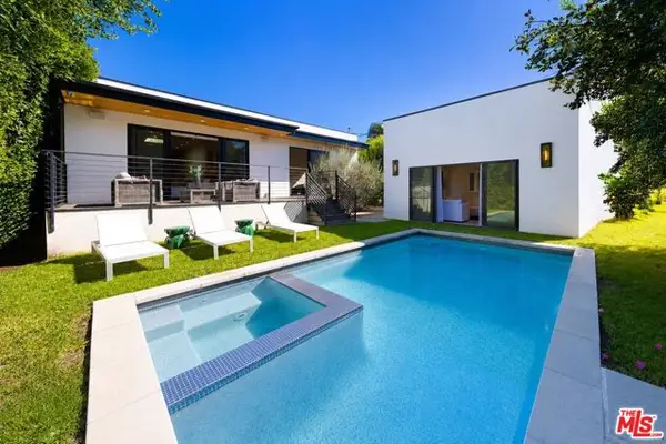 123 S Kilkea Drive, Los Angeles, CA 90048