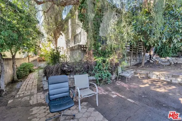 2241 Ewing Street, Los Angeles, CA 90039
