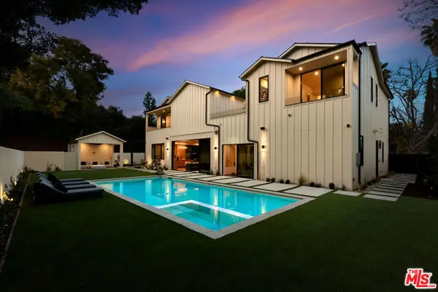 18100 Karen Drive, Tarzana, CA 91356 - #1