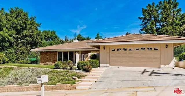 22525 Dardenne Street, Calabasas, CA 91302 - #3
