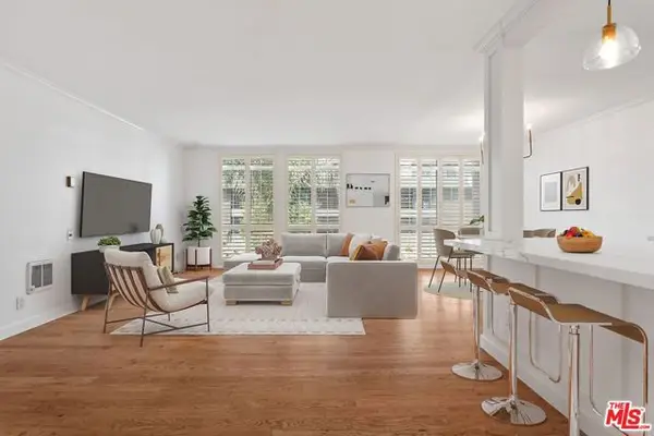7270 Hillside Avenue #302, Los Angeles, CA 90046