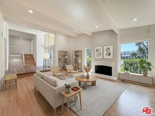 4117 Ellenita Avenue, Tarzana (los Angeles), CA 91356