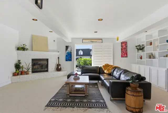 2385 Roscomare Road #E17, Los Angeles, CA 90077 - #3