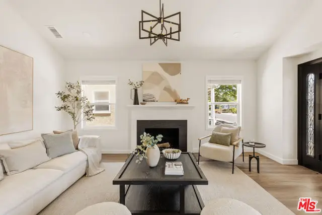 8421 Airlane Avenue, Los Angeles, CA 90045 - #3
