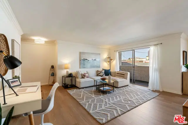1021 12th Street #203, Santa Monica, CA 90403 - #3