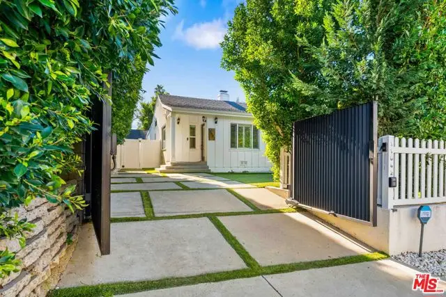 11642 Acama Street, Studio City, CA 91604 - #3