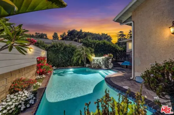 10205 Fairgrove Avenue, Tujunga (los Angeles), CA 91042
