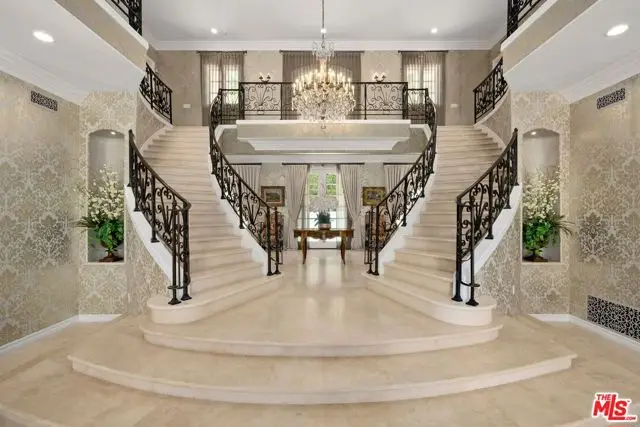 9541 Sunset Boulevard, Beverly Hills, CA 90210 - #3
