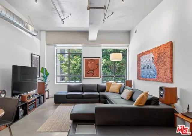 849 S Broadway #203, Los Angeles, CA 90014 - #1