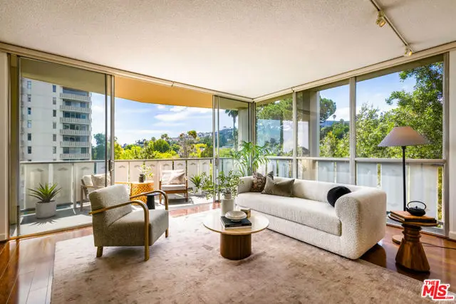 4411 Los Feliz Boulevard #502, Los Angeles, CA 90027 - #1