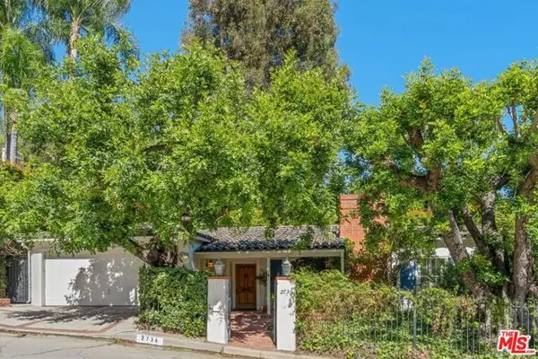 2736 Outpost Drive, Los Angeles, CA 90068