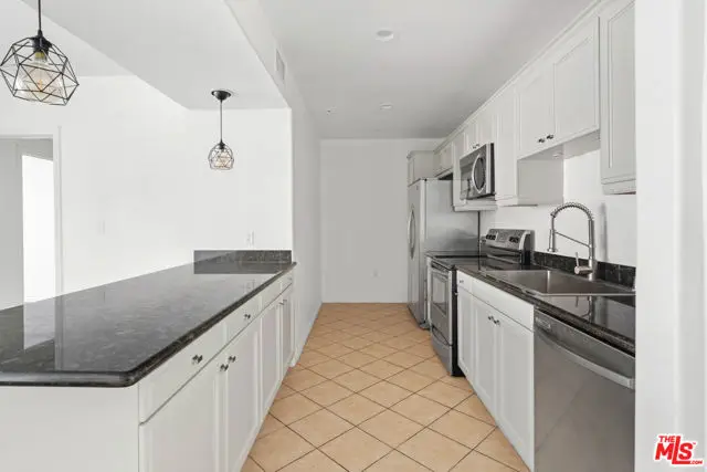 3740 Santa Rosalia Drive #326, Los Angeles, CA 90008 - #2