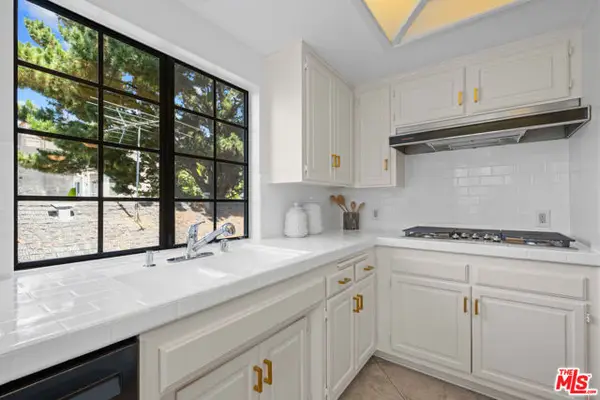 10794 Wilkins Avenue #304, Los Angeles, CA 90024